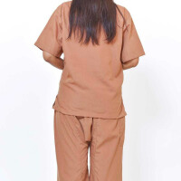 Set di abbigliamento per clienti trad. Pantaloni + camicia, beige-marrone