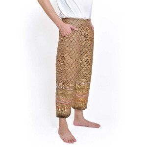 Hose mit bunten Thai Sarong Mustern für Thaimassage