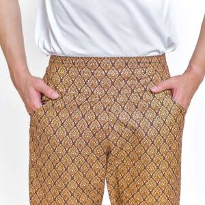 Hose mit bunten Thai Sarong Mustern für Thaimassage