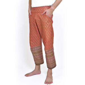 Hose mit bunten Thai Sarong Mustern für Thaimassage