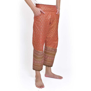 Hose mit bunten Thai Sarong Mustern für Thaimassage
