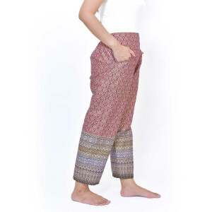 Hose mit bunten Thai Sarong Mustern für Thaimassage