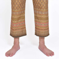 Hose mit bunten Thai Sarong Mustern für Thaimassage