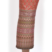 Hose mit bunten Thai Sarong Mustern für Thaimassage