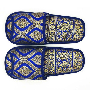 Slippers for thai massage clients - one size fits all...